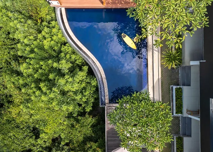 Bagus Ink Surf Camp Hostel
