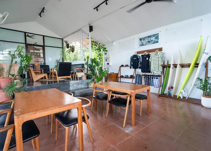 Hostel Bagus Ink Surf Camp Uluwatu