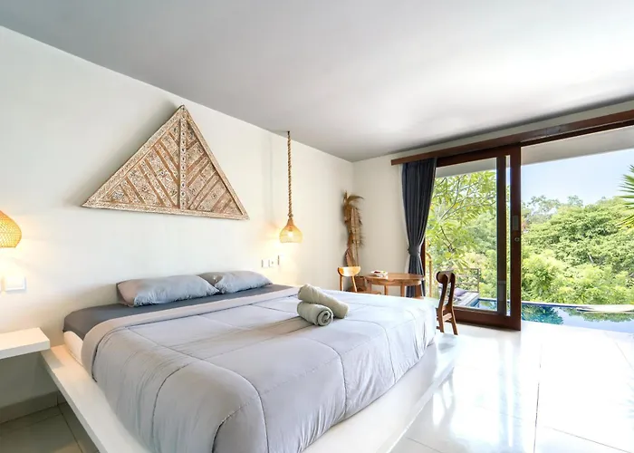 Bagus Ink Surf Camp Hostel